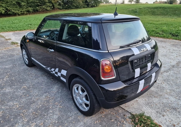 MINI ONE cena 14900 przebieg: 169240, rok produkcji 2009 z Alwernia małe 121